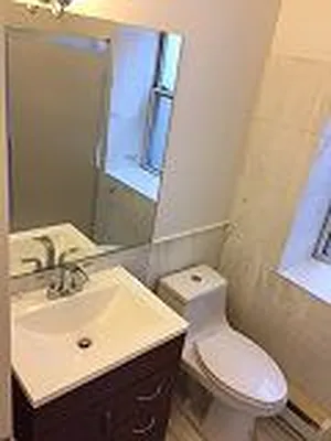 Rented by Lisa Chu Real Estate | media 18