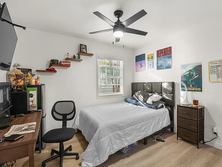 6124 Pembroke Dr — Photo 7