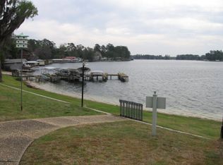 5801B Deosta Dr #C-18, Lake Park, GA 31636