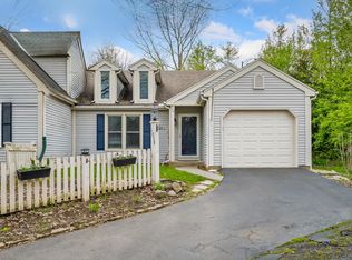 1058 Chatham Ln W, Delaware, OH 43015