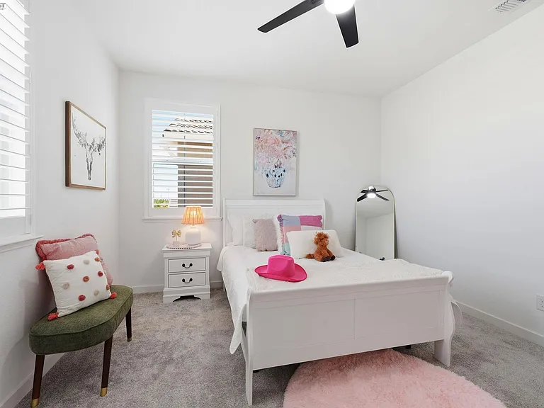 1550 Plumas Dr — Photo 36