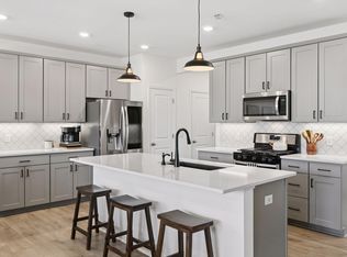 5346 94th Ln N, Brooklyn Park, MN 55443