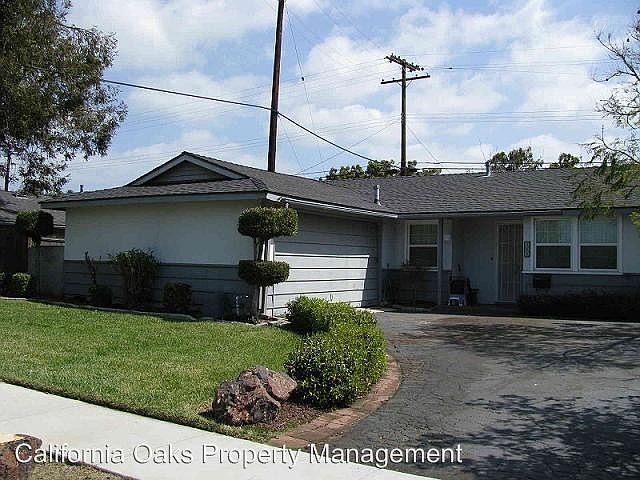 1st image of 250 S Ashwood Ave