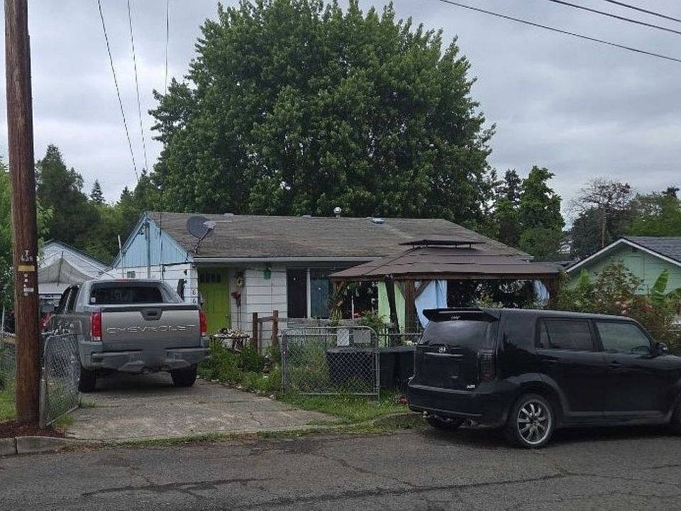 1st image of 665 NE Craig St