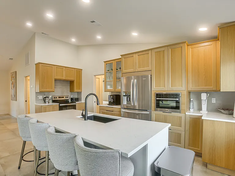 5133 Latham Ter — Photo 7