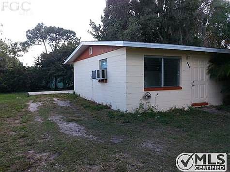 1st image of 300 Poe Ave