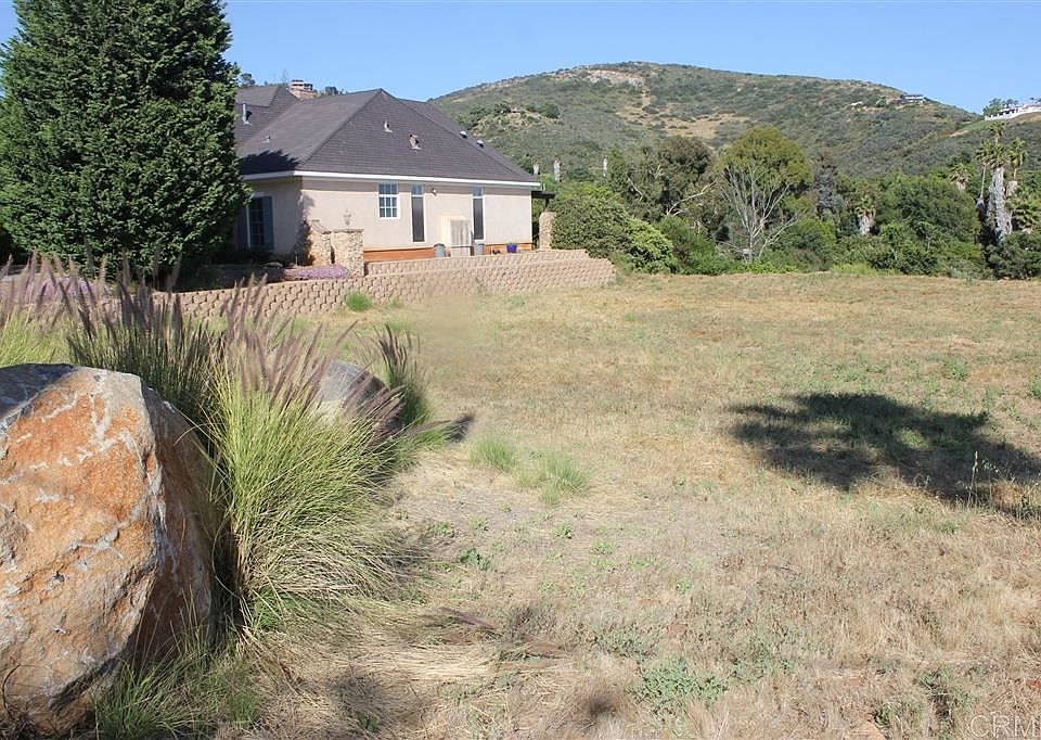 1st image of 1931 Vista Grande Dr
