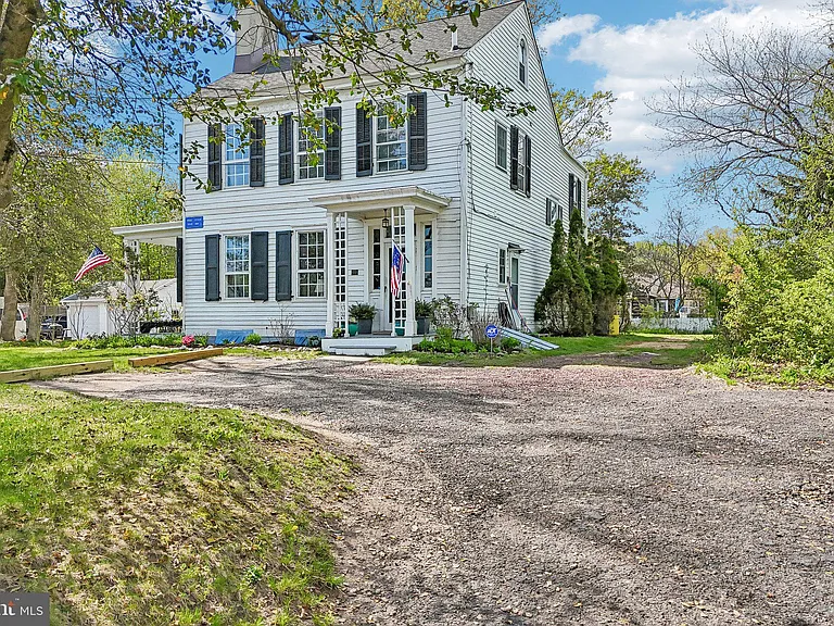 2167 Brunswick Ave — Photo 53