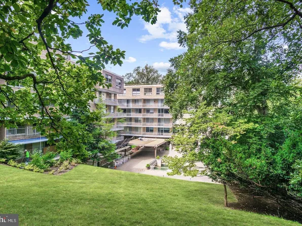 4100 Cathedral Ave NW #814, Washington, DC 20016