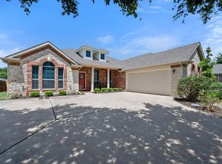 5025 Charisma Dr, Midlothian, TX 76065