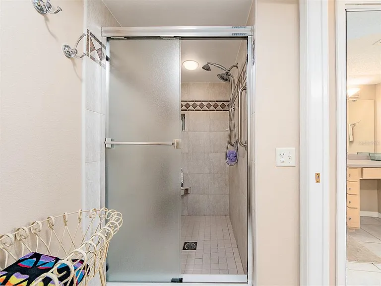 690 Island Way #404 — Photo 22