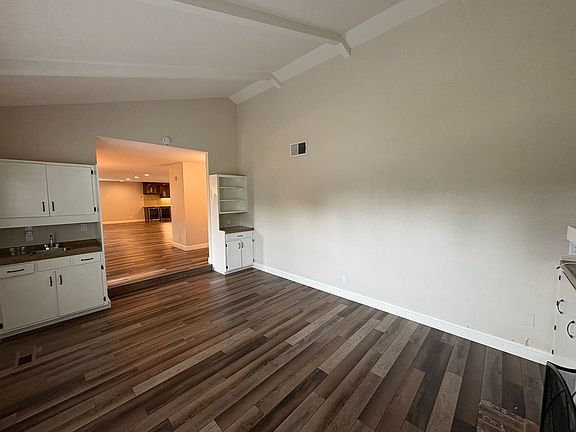 5th image of 445 N O'Farrell Ct