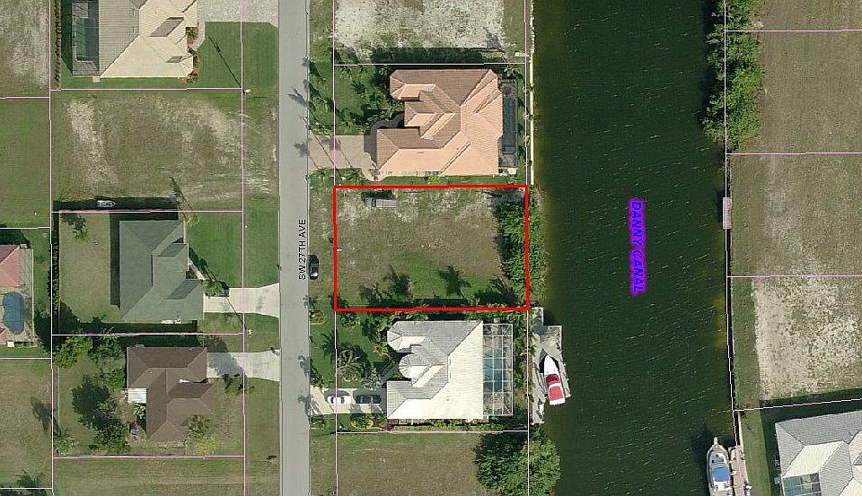 2nd image of 2535 SW 27th Ave