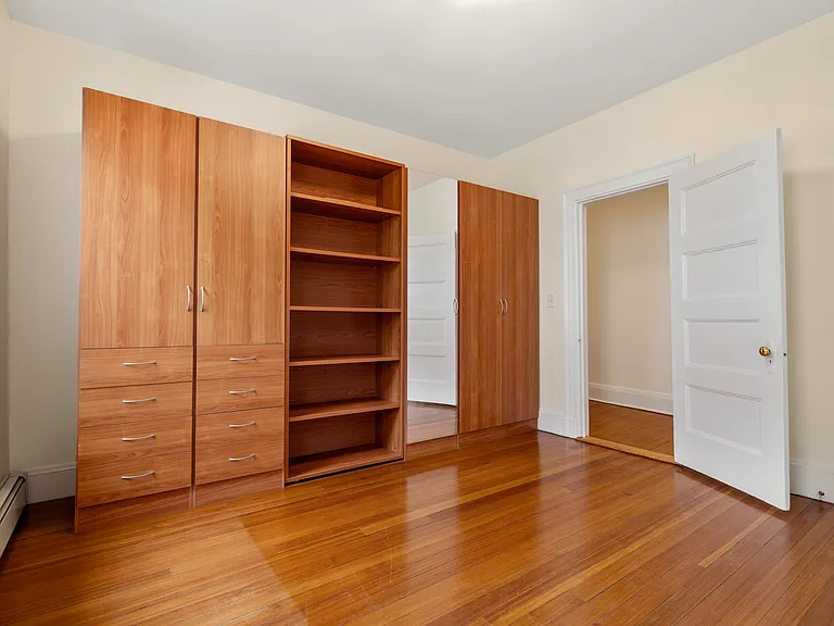 50 Kenwood St — Photo 11