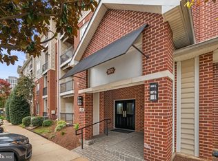 Gates Of Mclean Condo, Mc Lean, VA 22102