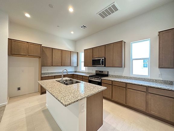 5th image of 3341 Esker Ridge Ave