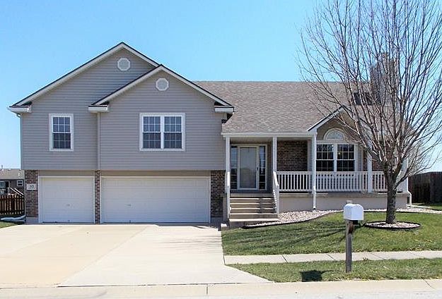 1st image of 513 Brome Dr