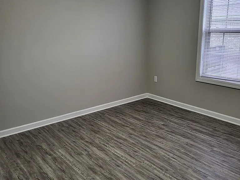 205 Keystone Dr — Photo 4