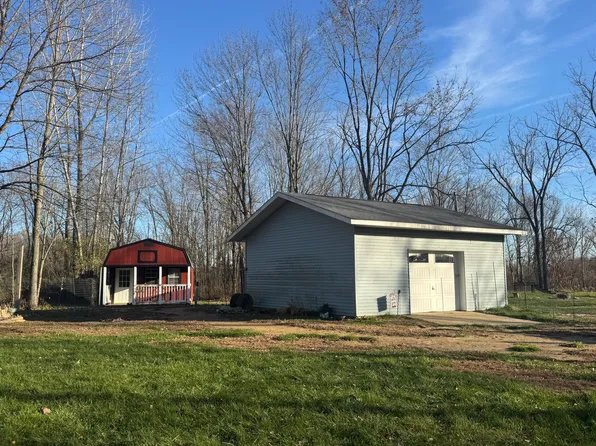 40368 28th Ave, Gobles, MI 49055
