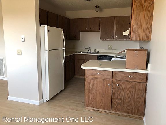 4th image of 3411 Mahoney Dr