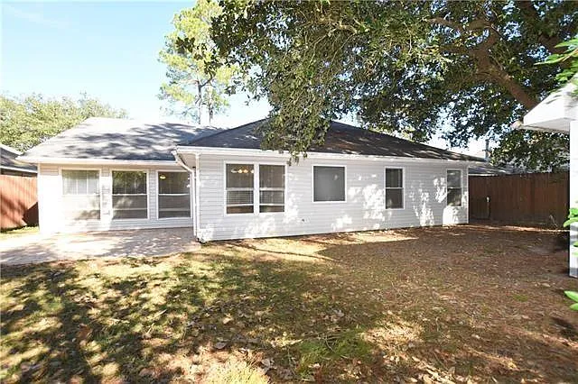 1618 Shylock Dr — Photo 17