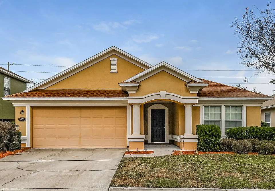 3859 Marsh Bluff Dr