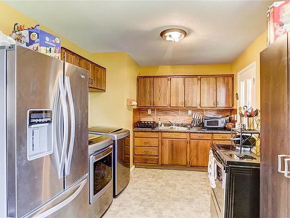 4th image of 2268 Lido Pl