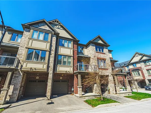 4 Bird Ln, Ancaster, ON L9G 0G7