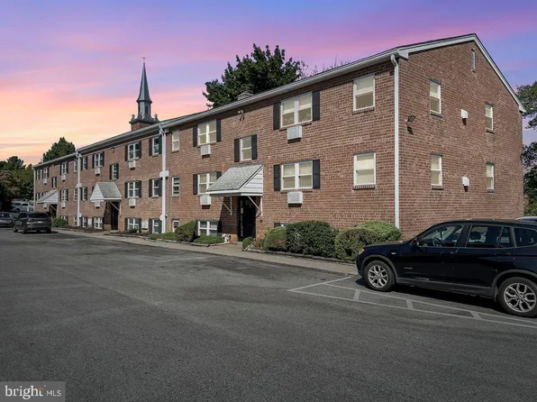 1 Radnor Dr APT B1, Newtown Square, PA 19073