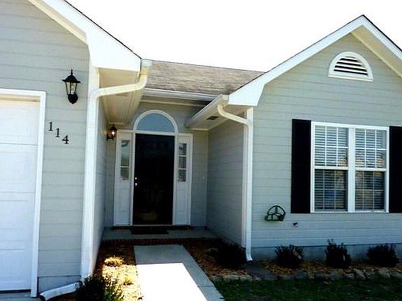 2nd image of 114 Manteo Dr