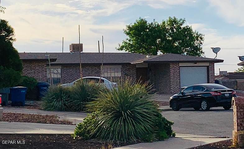 1st image of 609 Alicante Way #A