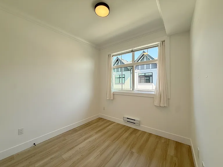 8620 Railway Ave #15 — Photo 6
