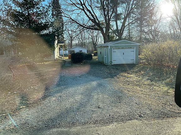 5th image of 517 W Marion St