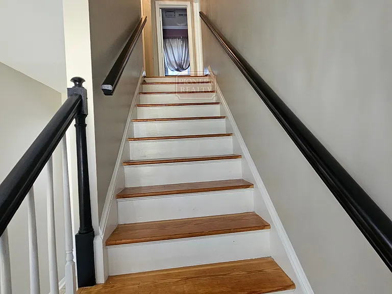 5305 Hill Dr — Photo 33