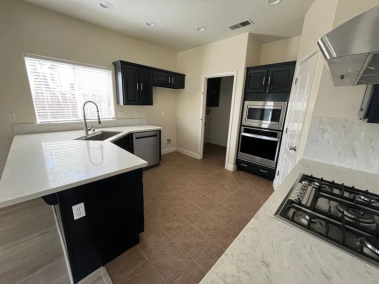6237 W Damsen Ct — Photo 11