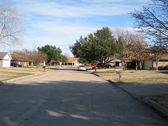 5th image of 2429 Channing Dr