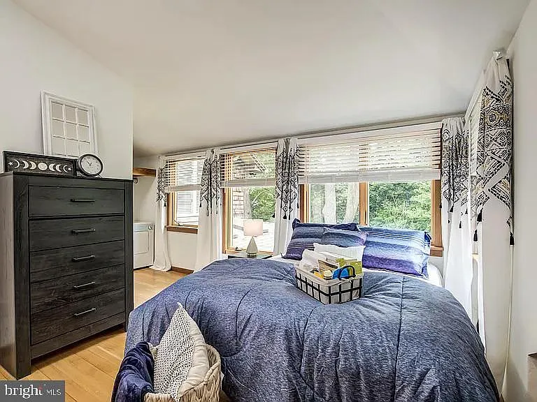 1121 Tyler Ave #1A — Photo 8