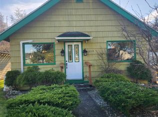 1212 6th St, Cosmopolis, WA 98537