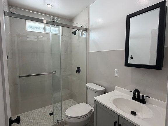 5th image of 15327 S Butler Ave