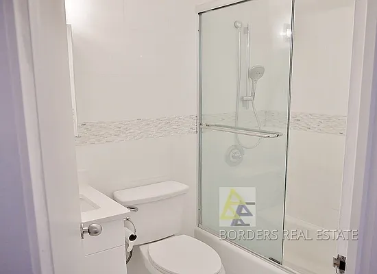 Rented by Borders Real Estate | media 7