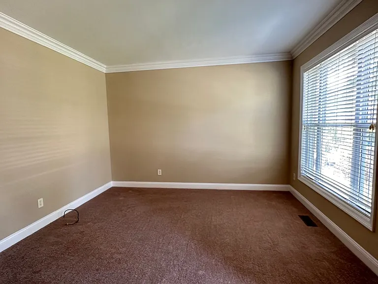 6378 Clubside Dr — Photo 4