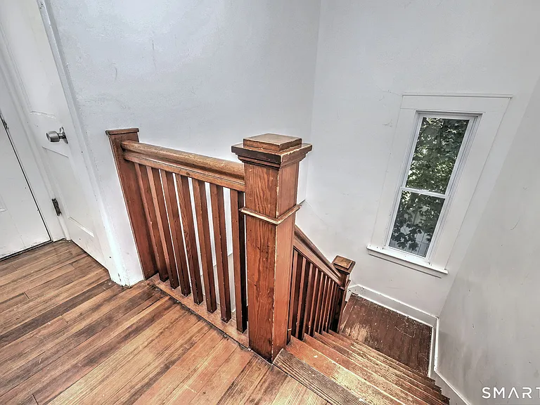 31 Winthrop St — Photo 5