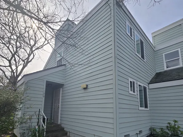 120 Courtyards E, Windsor, CA 95492