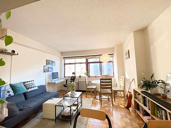 3rd image of 4-74 48th Ave #3V