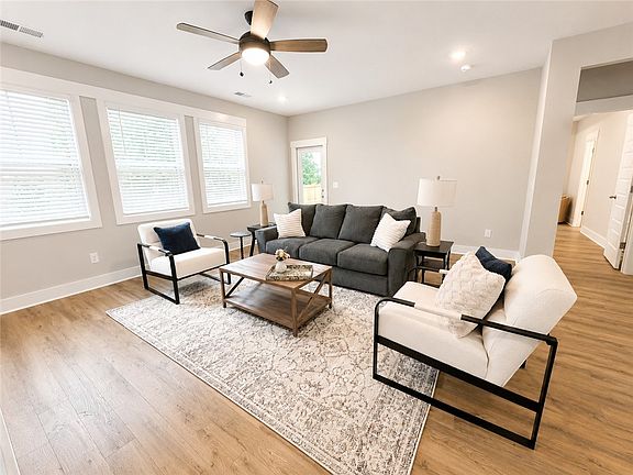5th image of 200 Highland St