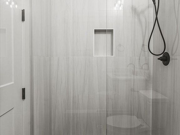 4th image of 10541 E Brainerd Rd