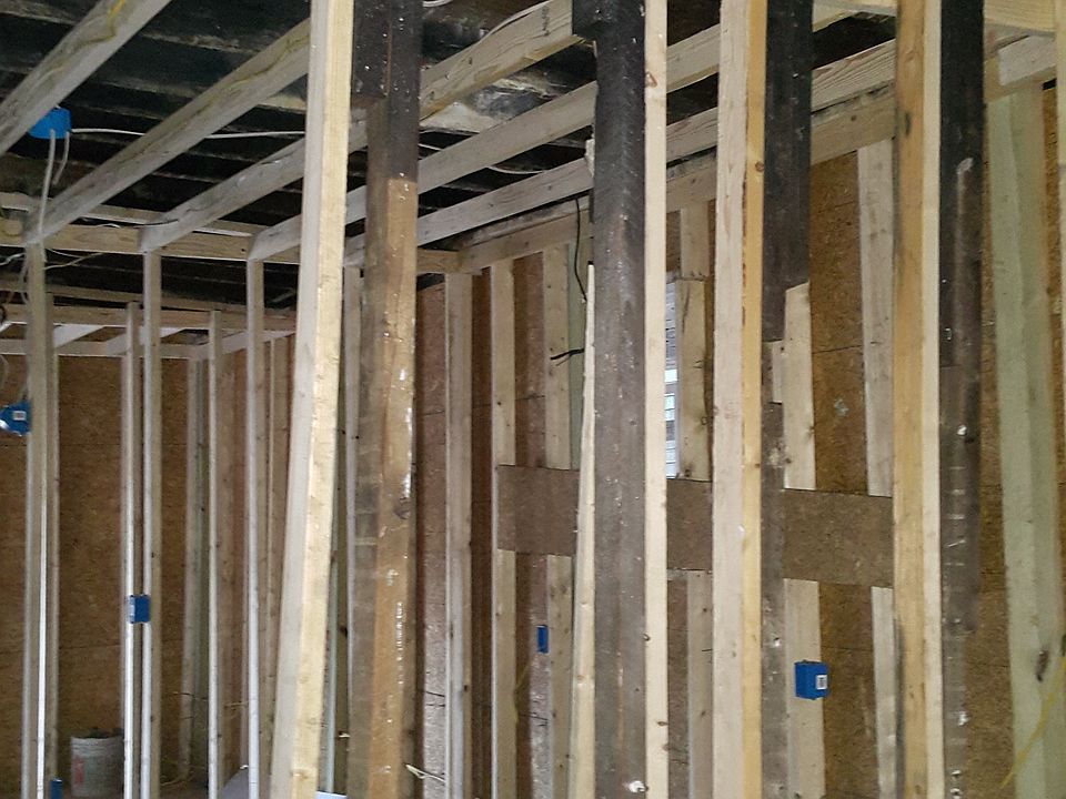 1st image of 171 Forest Avenue