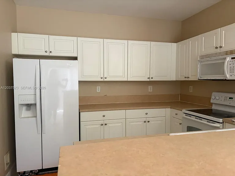 1690 NE 33rd Ave #109-6 — Photo 42