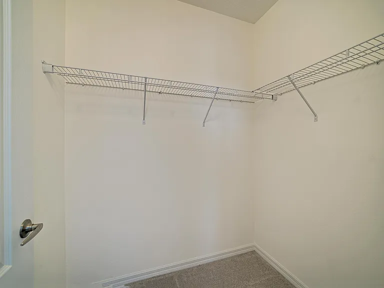 2206 Washington Palm Ct — Photo 5