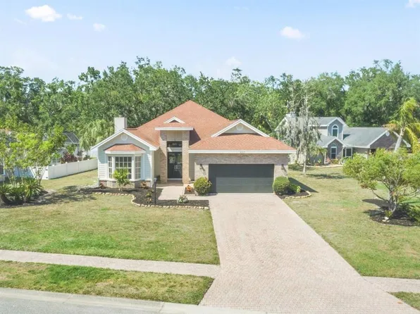 4317 74th Ave E, Sarasota, FL 34243